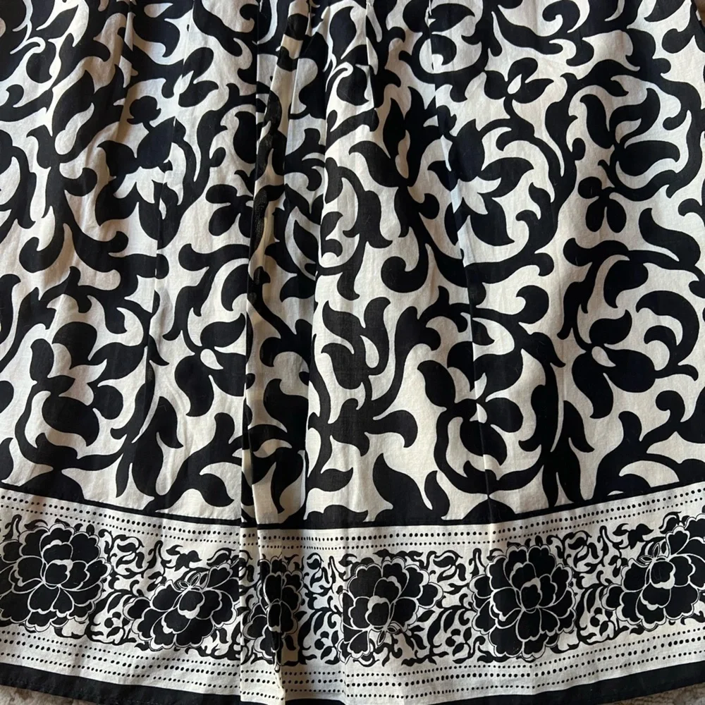 Ann Taylor Florentine Beige/Black Scroll Cotton Flat Pleat Side Zip Skirt Size 0
